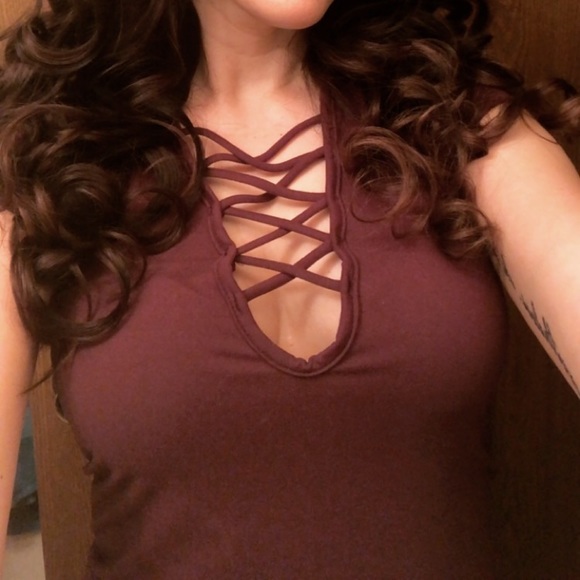 Filly Flair Criss-Cross Lace-Up Top - M, Plum - Picture 2 of 6